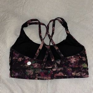 Lululemon energy bra size 4